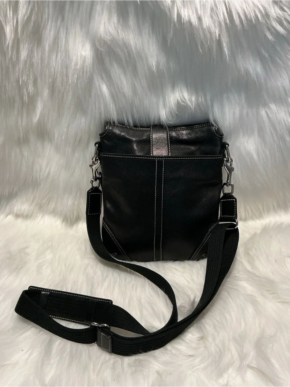 Vintage Coach Black Leather Soho Buckle Flap Crossbody Bag